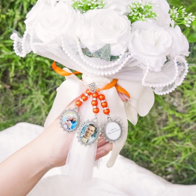 Bouquet Charm