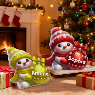 Personalized Name Cartoon Snowman Holding Christmas Ball Decor, Freestanding Snowman Ornament, Tabletop Home Decor, Christmas Gift for Kids/Family