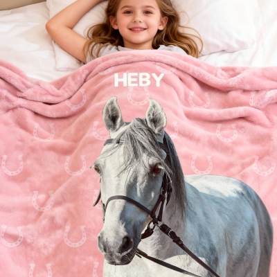 Personalized Name Horse Portrait Blanket, Multicolor Horseshoes Flannel/Sherpa Throw, Birthday/Christmas/Memorial Gift for Horse Lovers/Equestrians