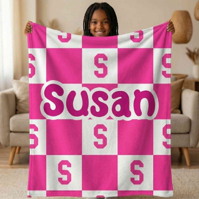 Personalized Name & Initial Checkerboard Design Blanket, Multicolor Flannel/Sherpa Throw for Bed Couch, Home Decor, Gift for Family/Kids/Friends