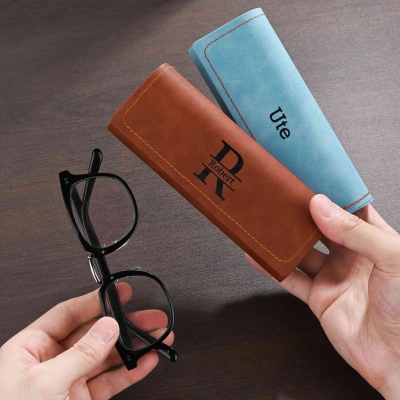 Glasses Holders