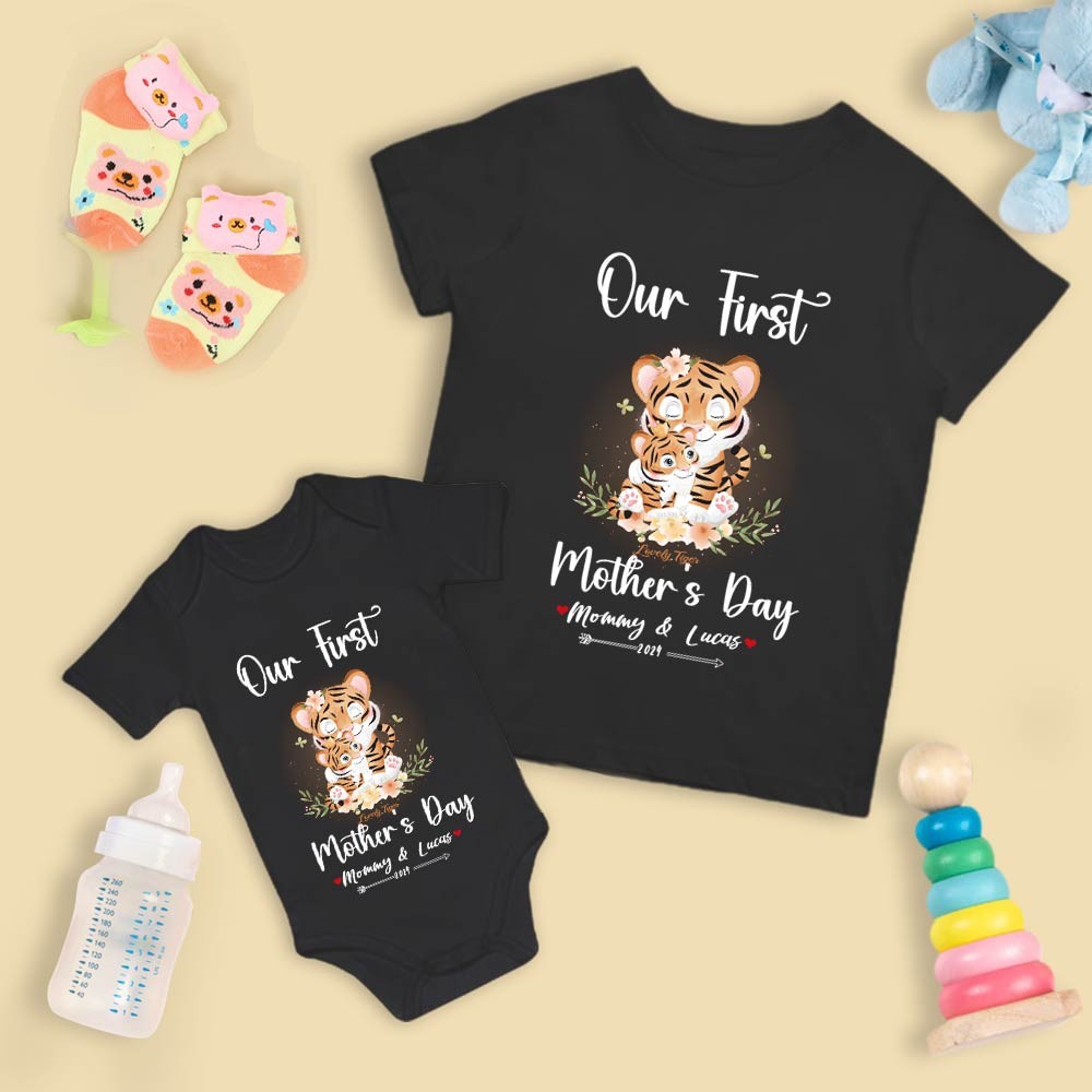 Onze eerste Moederdag moeder en baby set/bijpassend shirt, mama en baby cadeau, Mama Baby tijgers, T-shirt bodysuit romper babygrow vest set, nieuwe moeder cadeau, Moederdag cadeau