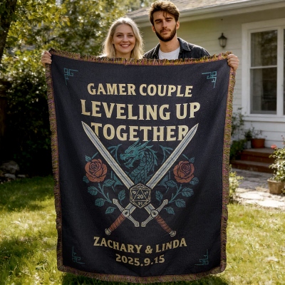 Personalized D&D Couple Knitted Cotton Yarn Blanket, Custom Date Throw with Dragon and Dice Design, Anniversary Gift for Gamers