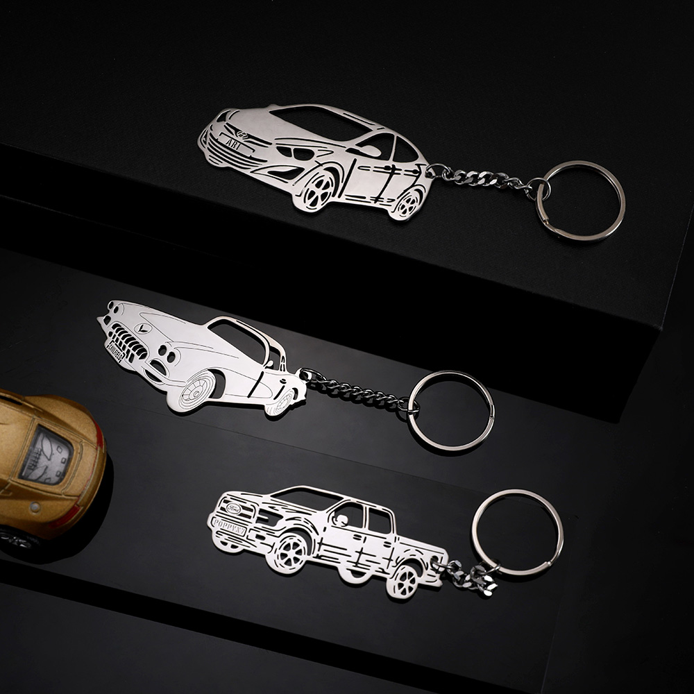Porte-clés forme de voiture automobile argenté gravure