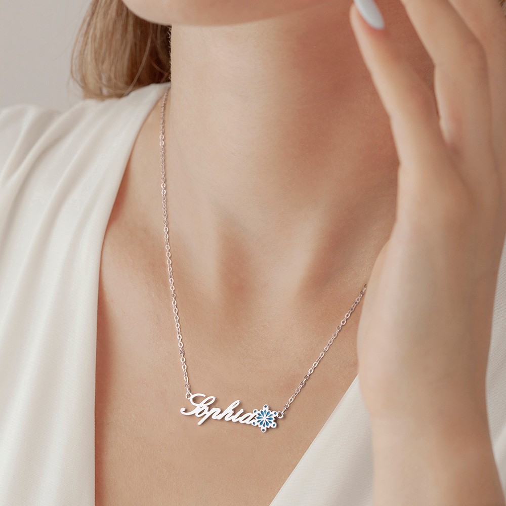 personalized snowflake name necklace