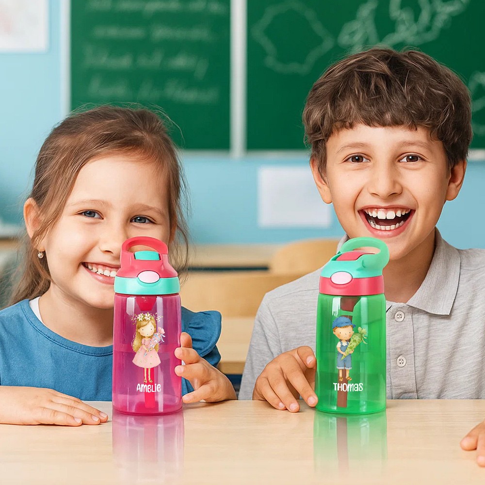 Personalisierte Kinder Wasserflasche 475 ml – BPA-frei, mit Strohhalm, Schultüte-Motiv, Verschiedene Farben und Figuren zur Auswahl, Mit Namensgravur, Schulanfang Geschenk für Jungen Mädchen