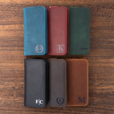 Fountain pen enthusiasts