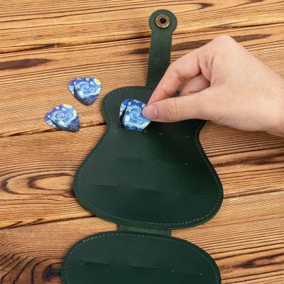 guitar pick