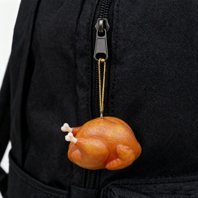 Thanksgiving UV Color Changing Turkey Keychain, Unique Bag Pendant, Holiday Gift for Friends/Family