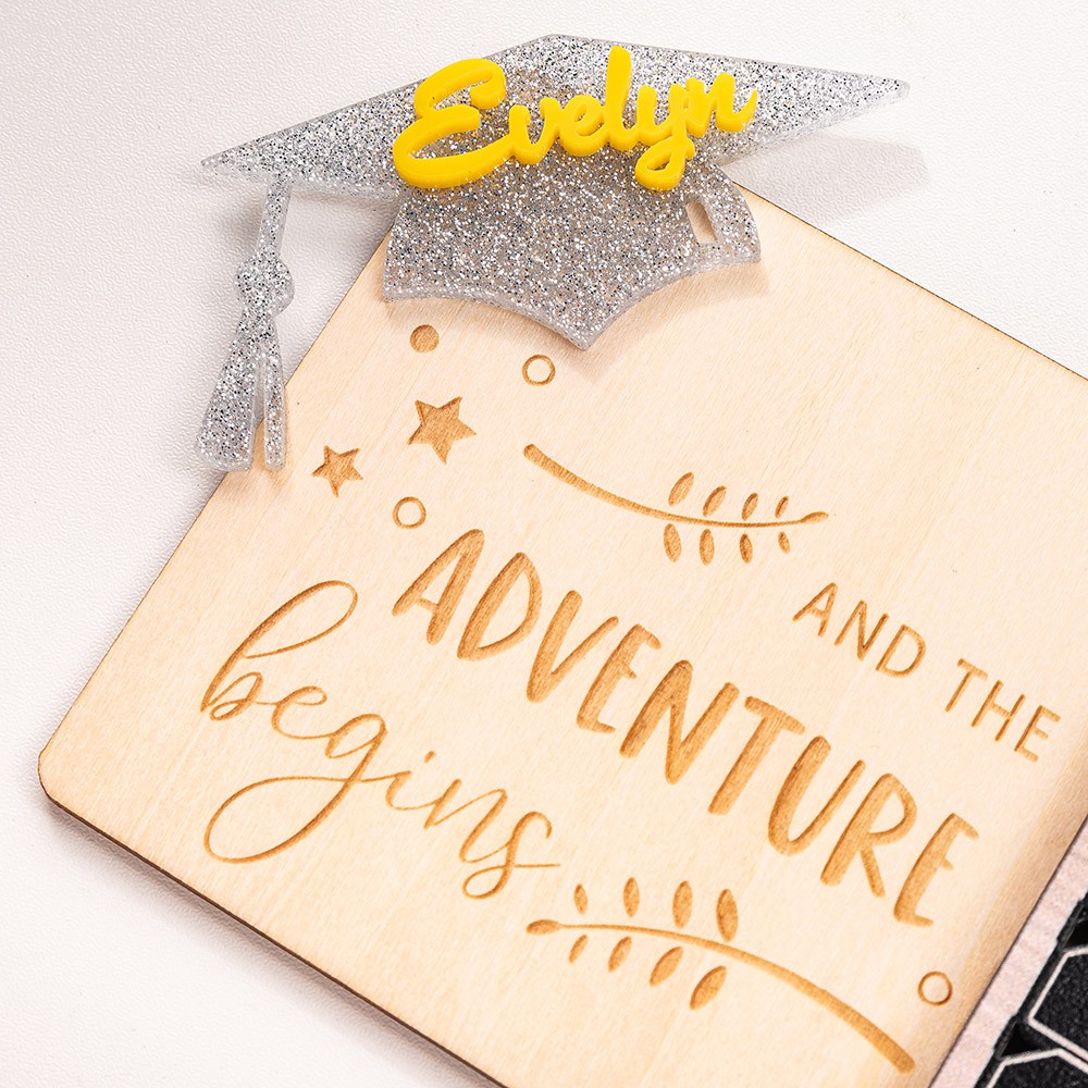 Personalized Name Graduation Money & Gift Card Holder, Custom Class of 2025 Graduation Cap Wood Card Box with Quote, Gift for Graduates/Students