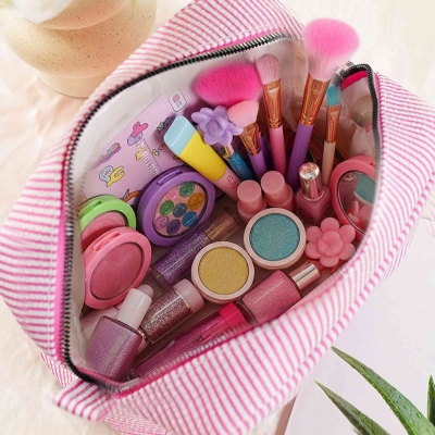make up bag with name