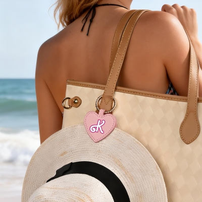 (Set of 2pcs)Personalized Handcrafted Pink Doll Pink Love Hat Clip, Leather Magnetic Attraction Storage Clip, Travel Accessory, Summer Gift for Woman/Girl