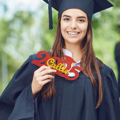 Custom 2025 Glitter Graduation Photo Prop, Wooden Graduation Sign with Name Senior Party Decoration/Dormitory Decoration, Graduation Gift