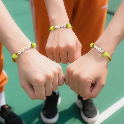 Tennis enthusiasts