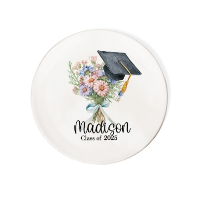 Plateau de bibelots de fleur de naissance de chapeau de remise de diplôme personnalisé, organisateur de support de bijoux de plat d'anneau en céramique de nom personnalisé, cadeau de remise des diplômes pour elle/meilleurs amis