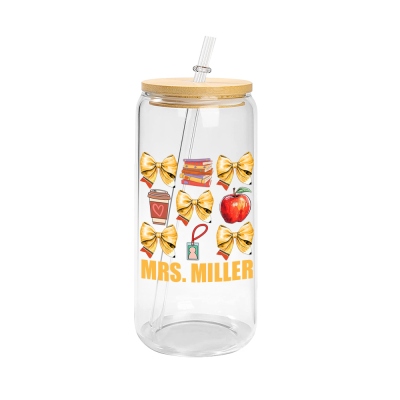 Nom personnalisé Coquette Bow Apple Tumbler, Tasse en verre givré/clair de l’enseignant avec couvercle en bambou et paille, Cadeau de rentrée/appréciation pour les enseignants