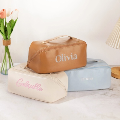 Personalized Name Leather Toiletry Bag, Large Capacity Travel Makeup Pouch with Zipper, Bridal Party Favor, Birthday/Christmas Gift for Women/Friends