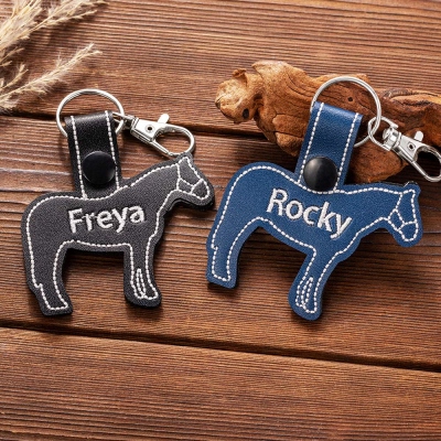 Personalized Embroidered Horse Silhouette Keychain, Custom Name PU Leather Horse Keyring, Tote & Bag Charm, Gift for Horse Lovers/Equestrians