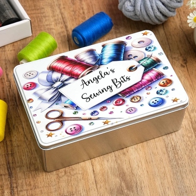 Personalized Name Sewing Storage Tin with Lid, Rectangular Tinplate Box, Sewing Kit Container, Birthday/Mother's Day Gift for Tailors/Her/Mom/Grandma