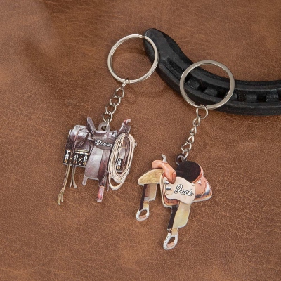 Personalized 2D Horse Saddle Keychain with Name, Acrylic Flat Equestrian Keyring, Horse Riding Accessory, Bag Charm, Gift for Horse Lovers/Riders