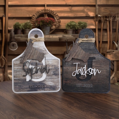 Personalized Name & Initial Cow Tag with Jute Rope, Wooden Western Cattle Tag, Farmhouse Decoration, Rustic Ornament, Gift for Cow Lovers/Farmers