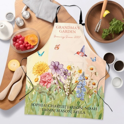 Custom Kids' Names & Birth Flowers Grandma's Garden Apron, Waterproof Apron with Pocket, Cooking Gardening Apron, Mother's Day Gift for Mom/Grandma