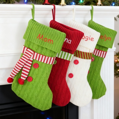 Chaussette de Noël personnalisée avec nom, écharpe 3 couleurs, chaussette tricotée familiale avec nom, décoration de fête, cadeau de Noël pour la famille et les enfants