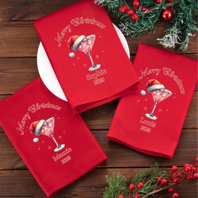 Personalized Name Merry Christmas Cocktail Napkin, Party Dinner Red Napkin, Kitchen Accessory, Housewarming/Christmas Gift for Hostess/Mom/Family