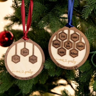 Personalized DND Team/Family Commemorative Christmas Ornament, Custom Name Wooden Christmas Tree Decorations, Holiday Ornament, Christmas Gift for DM
