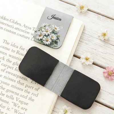 Personalized Name Birth Flower Leather Bookmark, Magnetic Floral Bookmark Clip, Reading Page Marker, Birthday/Christmas Gift for Book Lovers/Women