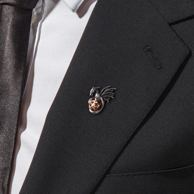 Small D20 Dice Dragon Lapel Pin, Tiny Soaring Dragon Hat Pin, Flying Dragon Tie Pin, Unique Bag Pin, Dragon Brooch Gift for Dragon Lovers