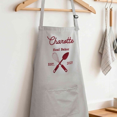Personalized Embroidered Name Apron, Multicolor Chef Apron with Pockets & Strap, Kitchen Accessory, Christmas/Birthday Gift for Cooks/Bakers/Baristas