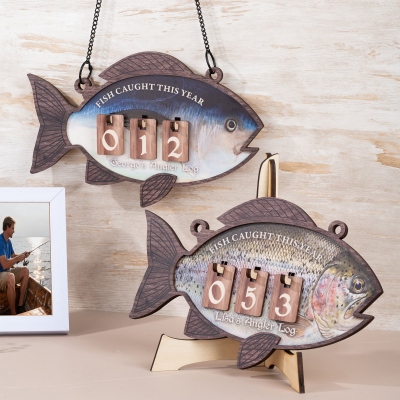 Personalized Fish Caught This Year Hanging Sign with Name, Wooden Angler Log Wood Plaque, Father's Day/Birthday Gift for Dad/Grandpa/Fishermen