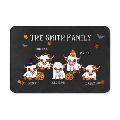 Personalisierte Namen Halloween Geist Highland Cows Fußmatte, rutschfeste Bodenmatte, festliche Veranda Dekoration, Halloween Geschenk für Familie/Highland Cow Liebhaber