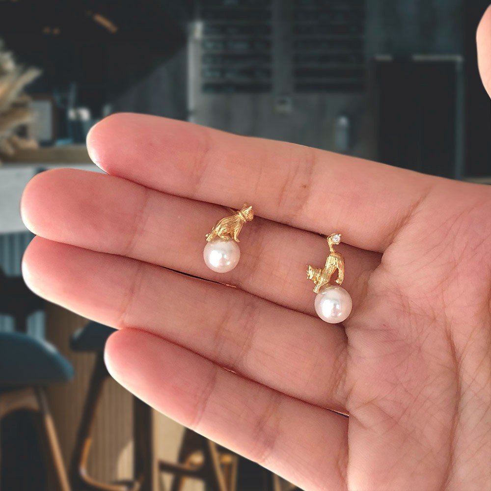 Cute Cat Pearl Earrings