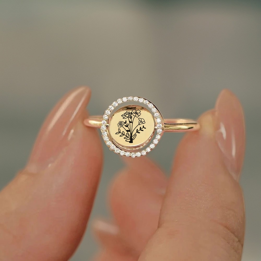 Personalized Birth Flower Ring, Custom Combined Floral Ring, Small Disc Ring, Family Jewelry, Birthday/Christmas Gifts, Gift for Mom/Grandmom/Her