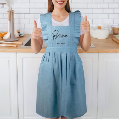 Personalized Name Ruffled Apron with Pockets, Apron for Kitchen/Garden, Bridal Shower Favor, Birthday/Wedding Gift for Hostess/Manicurists/Bridesmaids