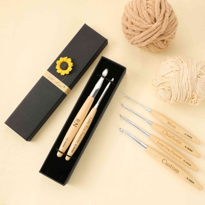 Personalized Engraved Wooden 2PCS Crochet Hook Set with Gift Box, Crochet Tools, Birthday/Mother's Day/Christmas Gift for Mom/Grandma/Knitting Lovers