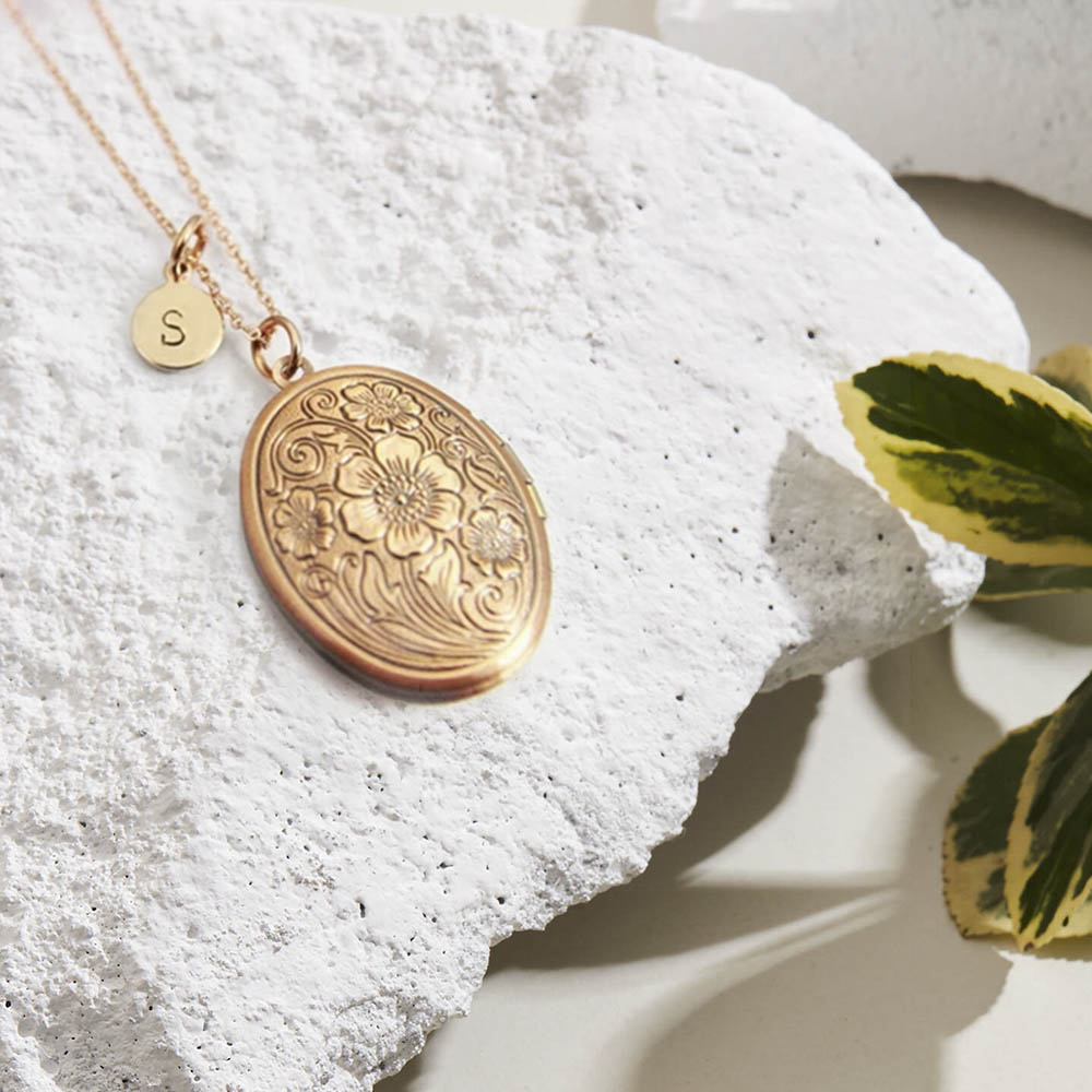 Flower Locket Necklace Keepsake Photo Frame Charm Custom Initial flower-locket-necklace-keepsake-photo-frame-charm-custom-initial