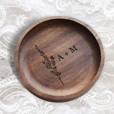 Personalized Floral Ring Dish Ring Holder, Wooden Engagement Ring Dish, Wood Jewelry Tray, 5th Anniversary Gift for Her, Men's Ring Dish