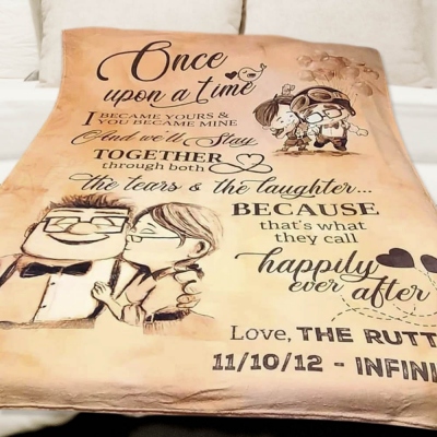 Custom Flannel Couple's Blanket with Text, Anniversary/Wedding/Valentine's Day/Christmas Gift for Wife/Husband/Partner, Present for Him/Her