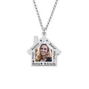 Personalized House Shaped Photo Necklace for Mother/Family