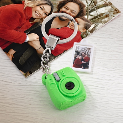 Benutzerdefinierter Mini-Kamera-Schlüsselanhänger mit Bild, herausziehbarer Foto-Retro-Kamera-Schlüsselanhänger, Erinnerungs-/Abschlussgeschenk für Familie/Freunde/Kameraliebhaber