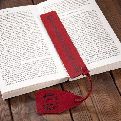 Personalized Leather Bookmark, Sold at 2pcs, Customized Leather Gift for Men, Anniversary Gift, Travelers/Graduation Gifts, Gift for Student/Book Lovers