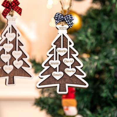 Ornement en bois d'arbre de Noël personnalisé, breloque suspendue pour arbre de Noël avec grands noms de famille avec 1 à 7 membres, décoration de vacances festive, cadeau pour la famille