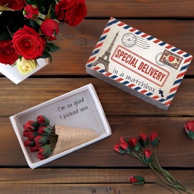 Roses miniatures personnalisées dans une boîte d'allumettes avec message, cadeau de boîte d'allumettes personnalisé pour elle, jeton d'amour/confession, cadeau de la Saint-Valentin pour petite amie/femme