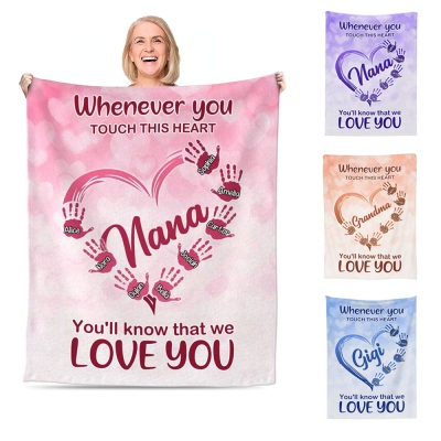 Aangepaste oma moeder hart handafdruk deken met kindernamen, wanneer je dit hart aanraakt, houden we van je deken, Moederdag cadeau voor moeder/oma