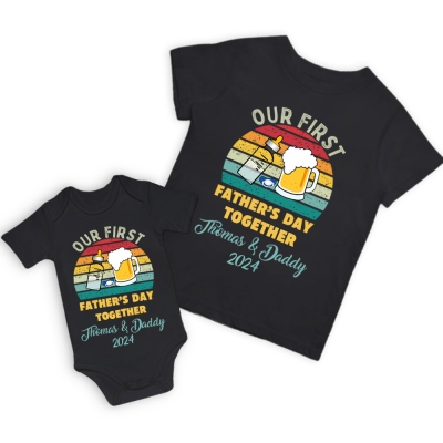 Chemises assorties personnalisées de bière et de bouteille, chemise de notre première fête des pères ensemble, T-shirts/barboteuses en coton, chemises de famille, cadeaux pour les nouveaux papas/bébé