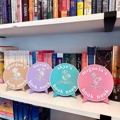 Personalized Bookshelf Sign with Birth Month Flower, Custom Name 3D Printed Book Nook Decorate, Bookish Decor, Book Lover Gift, Gift for Reader