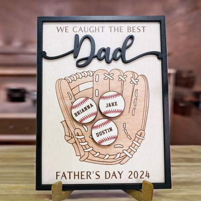 Individuelles Baseballschild „We Caught the Best Dad“, Wandkunst aus Holz mit Wurfball und Kindernamen, tolles Ballfängerschild, Geburtstags-/Vatertagsgeschenk für Papa